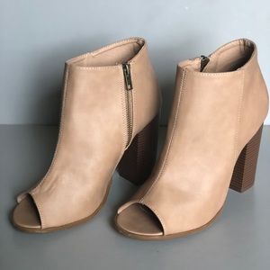 Peep-toe Tan Heeled Booties Size 7.5